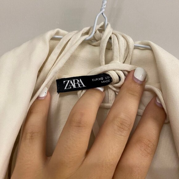 Zara Satin Blazer in Beige - Picture 4 of 4